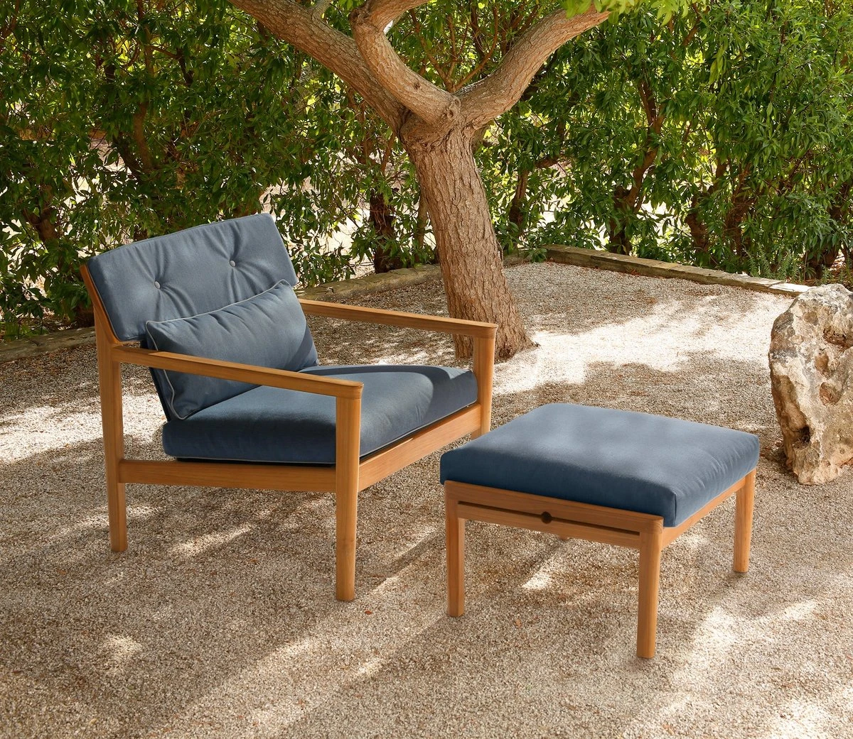 Barlow Tyrie Atom Deep Seating Armchair 3 Barlow Tyrie Atom Deep Seating Armchair