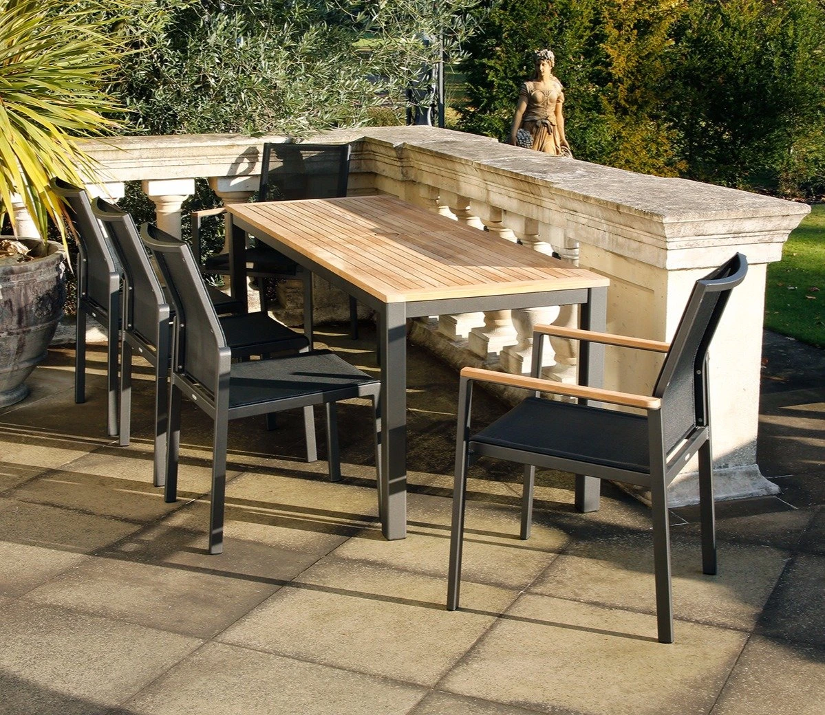 Barlow Tyrie Aura 140cm Teak Narrow Dining Table 6 Barlow Tyrie Aura 140cm Teak Narrow Dining Table - Image 4