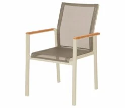 Barlow Tyrie Aura Armchair -Love Garden barlow tyrie aura armchair in champagne e1ce9a6e4d7fe2895fd4208c346cd5d8 original