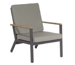 Barlow Tyrie Aura Lounge Chair