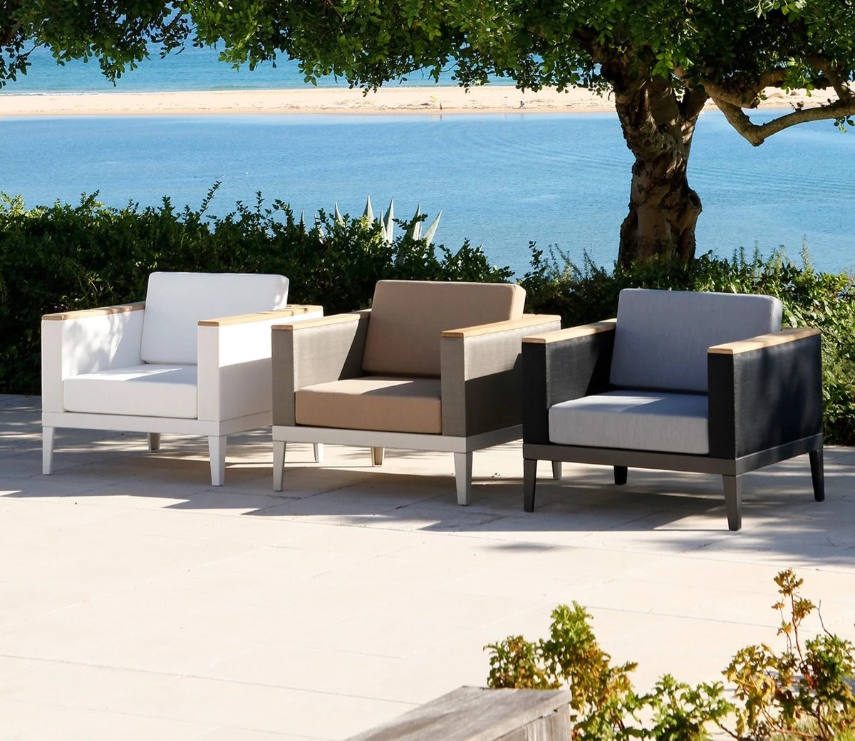 Barlow Tyrie Aura Modular Armchair 9 Barlow Tyrie Aura Modular Armchair - Image 7