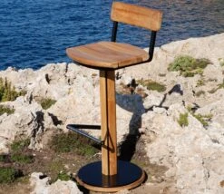 Barlow Tyrie Titan High Dining Swivel Chair -Love Garden barlow tyrie titan high dining swivel chair b0709a0c0c421e9fe093020379eb276a original